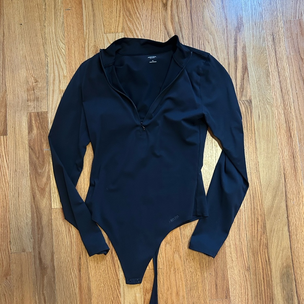 NWOT Aritzia Women's Bodysuit